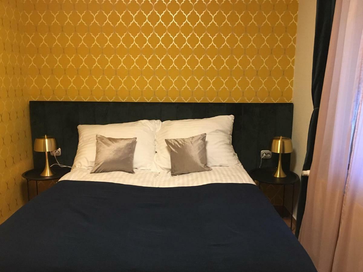 Szent Anna Panzio Hotel Esztergom Luaran gambar